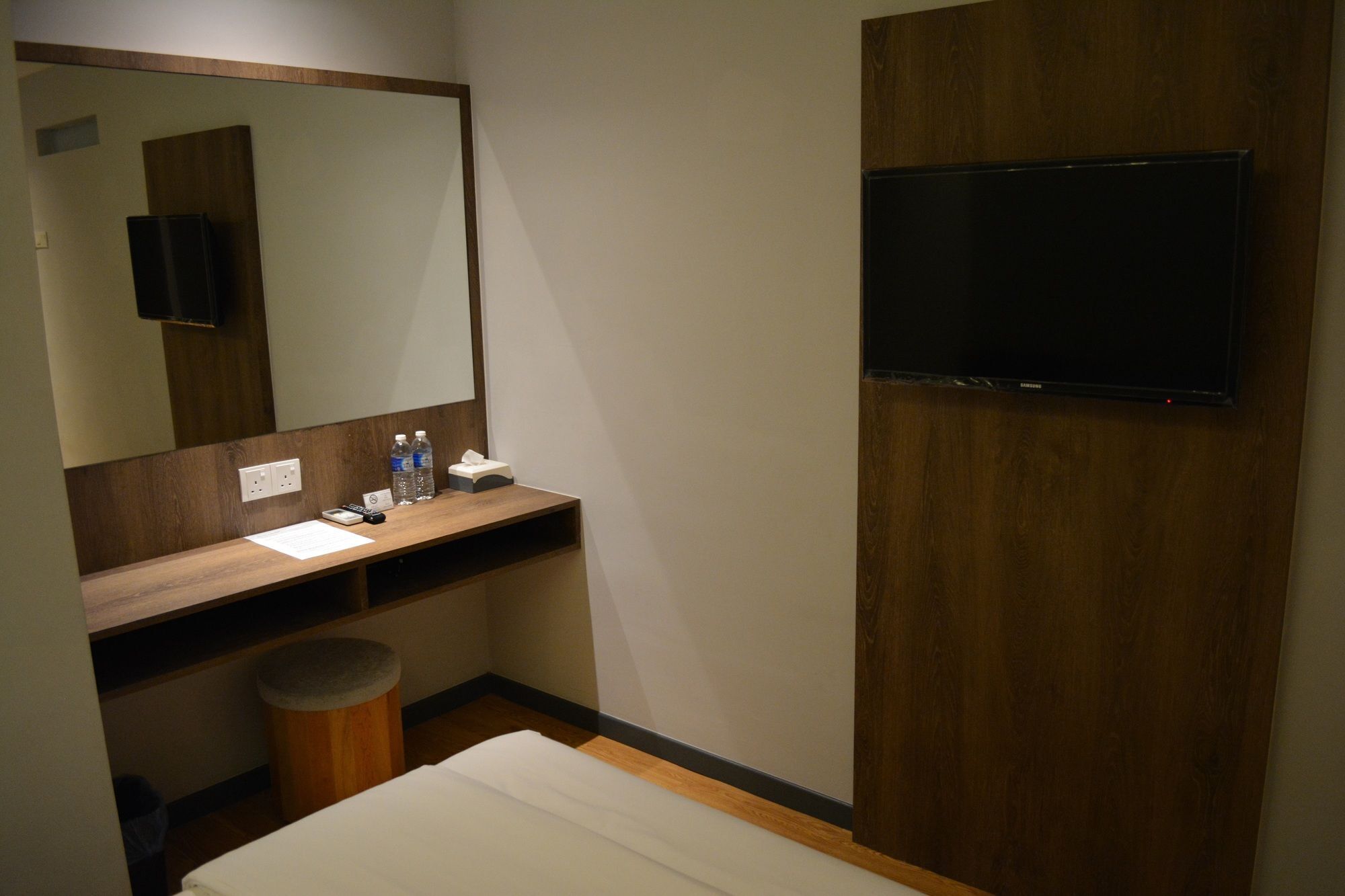 Go Hotel Subang Jaya Exterior foto