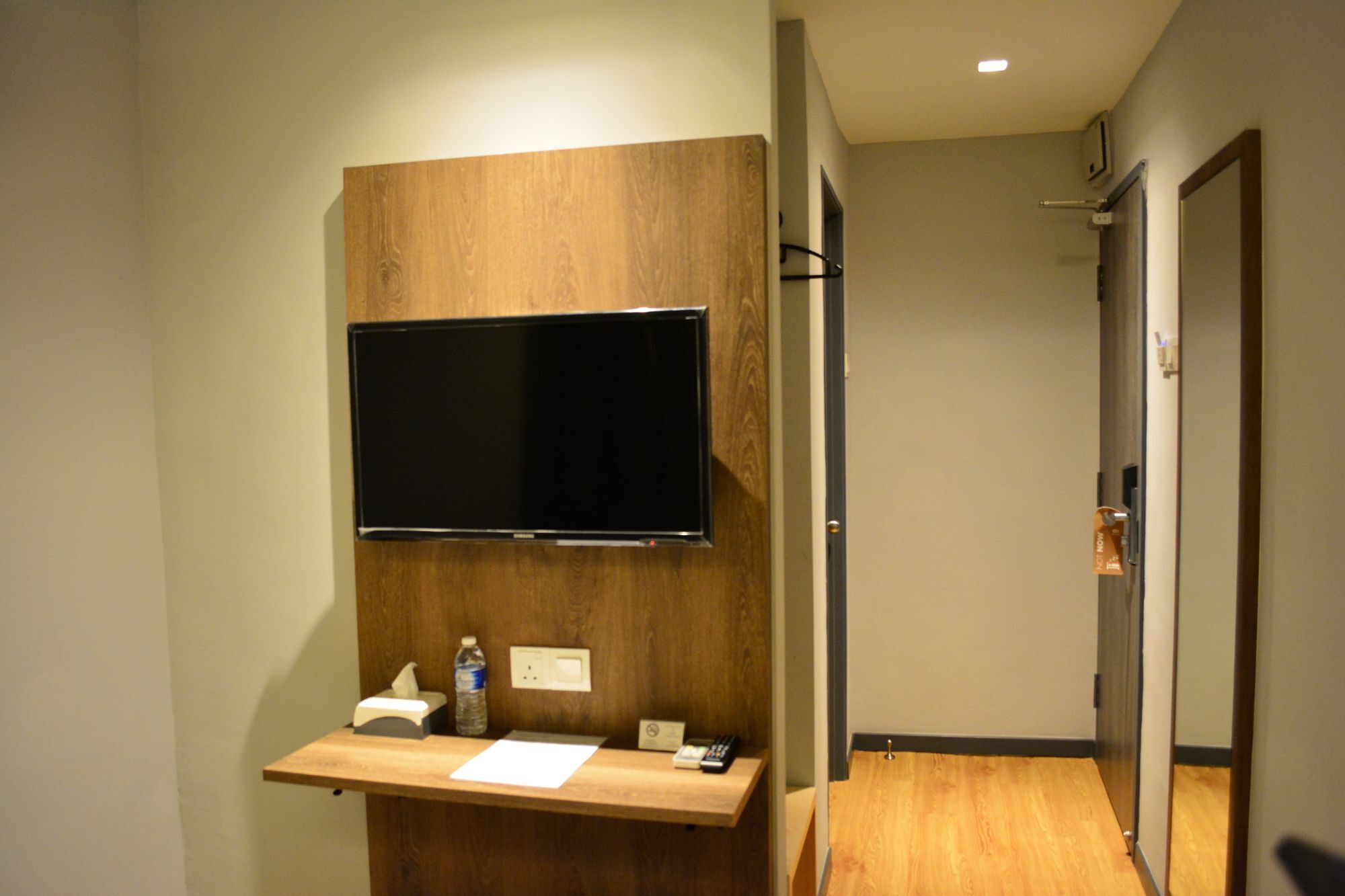 Go Hotel Subang Jaya Exterior foto